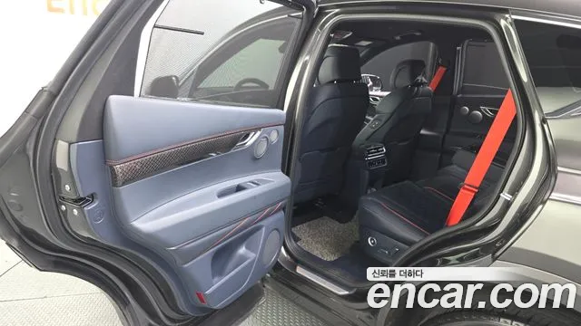 Genesis GV80 — Фото автомобиля 23