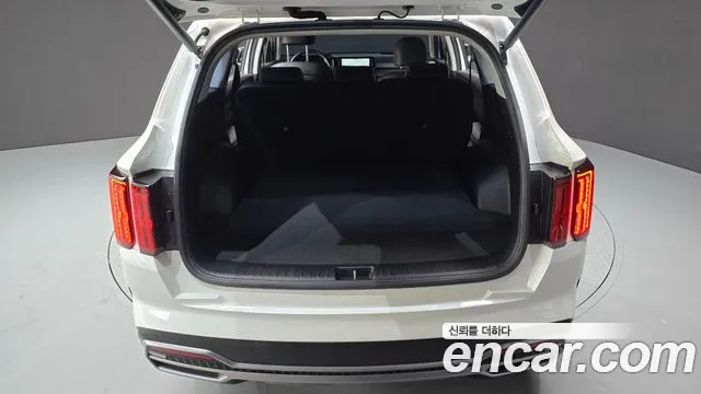 Kia Sorento Sorento 4-е поколение Дизель 2.2 2WD — Фото автомобиля 27