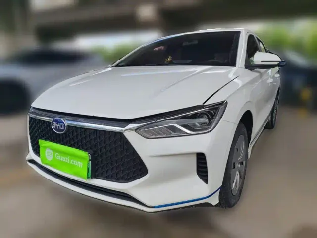 Фотография автомобиля — BYD e2