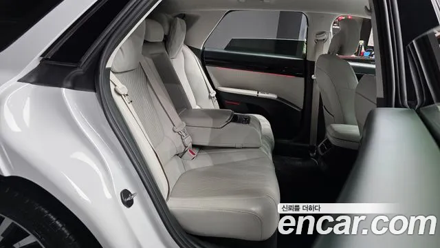 Hyundai Grandeur Grandeur (GN7) 2.5 Бензин 2WD — Фото автомобиля 5