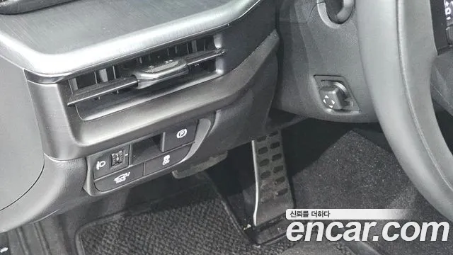 Hyundai Grandeur GN7 — Фото автомобиля 29