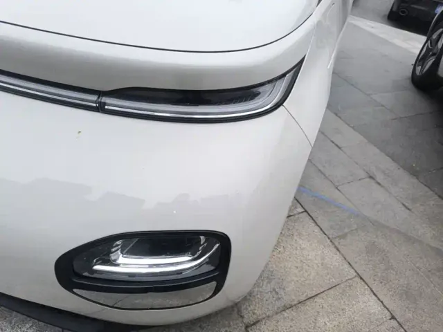 Baojun Cloud — Фото автомобиля 23
