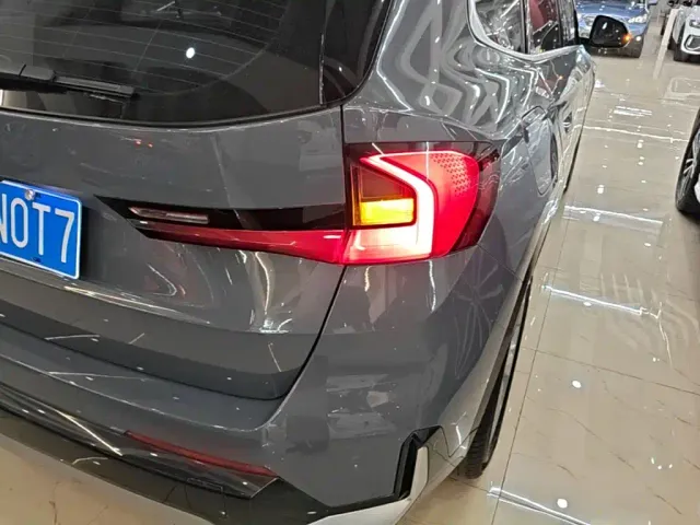 BMW X1 — Фото автомобиля 7