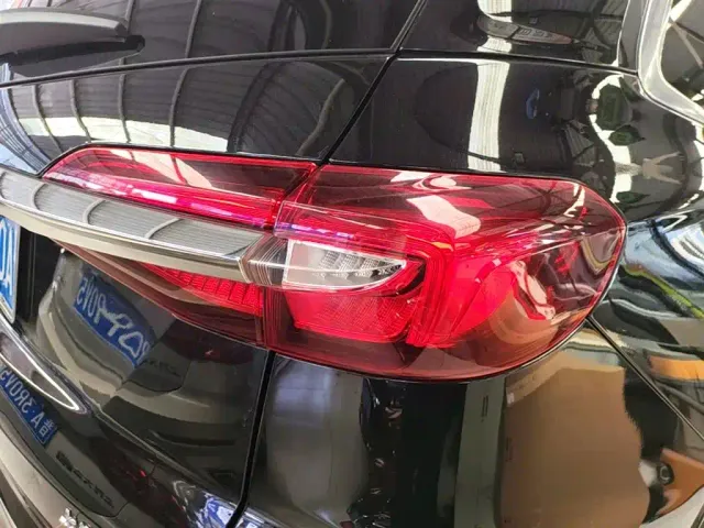 Buick Enclave — Фото автомобиля 7