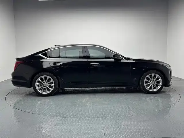 Cadillac CT5 — Фото автомобиля 4