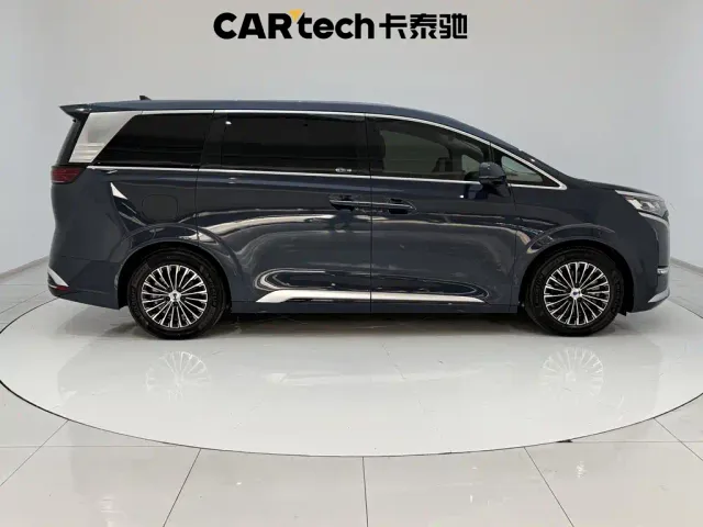 Denza Denza D9 2022 DM-i 970 All-Wheel Drive Honor Edition — Фото автомобиля 4