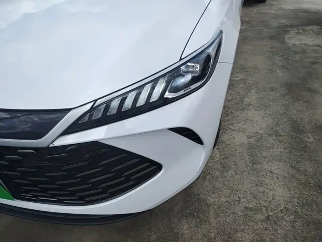 BYD Qin PLUS — Фото автомобиля 23