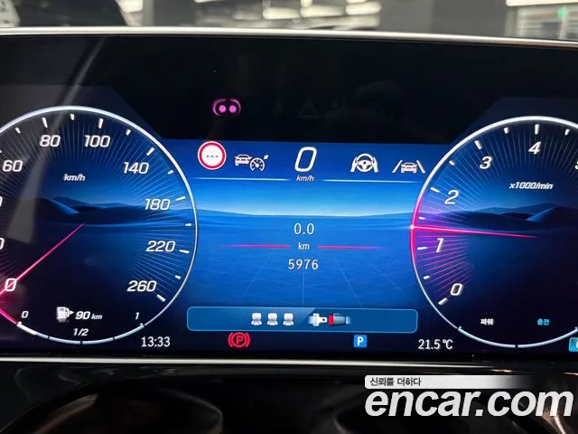Mercedes-Benz E-Class W214 — Фото автомобиля 11
