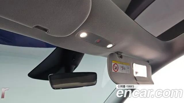 Tesla Model Y — Фото автомобиля 27