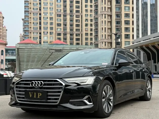 Фотография автомобиля — Audi A6L