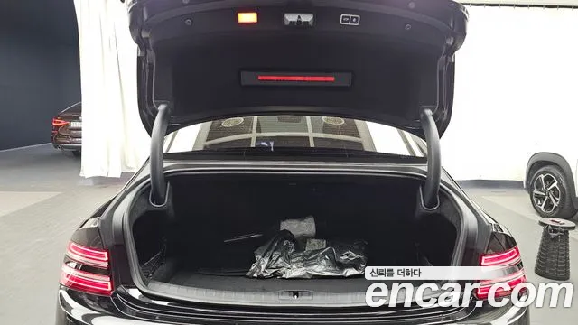 Genesis G80 Бензин 2.5 турбо AWD — Фото автомобиля 19