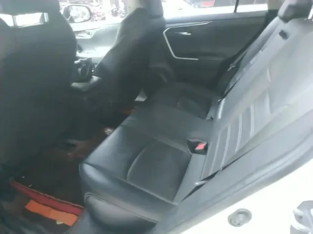 Toyota Wildlander — Фото автомобиля 16