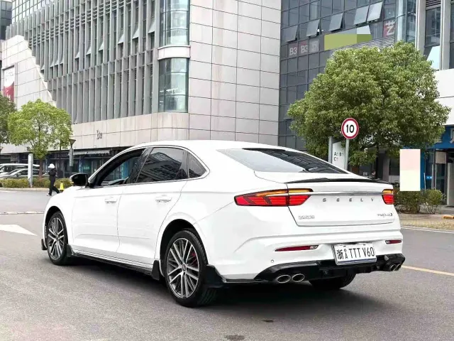 Geely Xingrui — Фото автомобиля 14