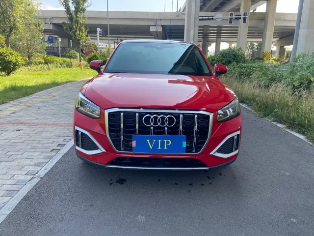 Audi Q2L — Фото автомобиля 5