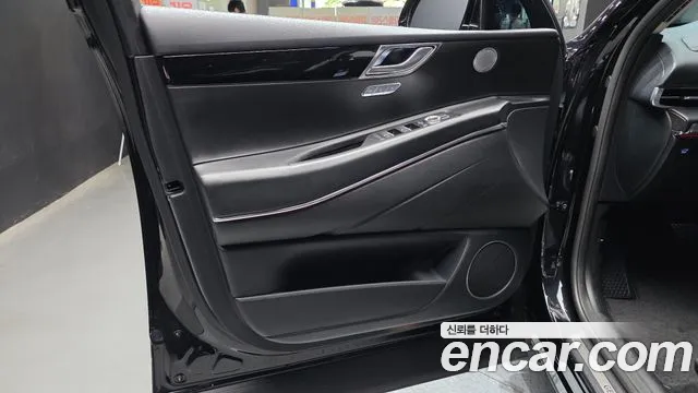 Genesis GV80 2.5T Бензин AWD — Фото автомобиля 23