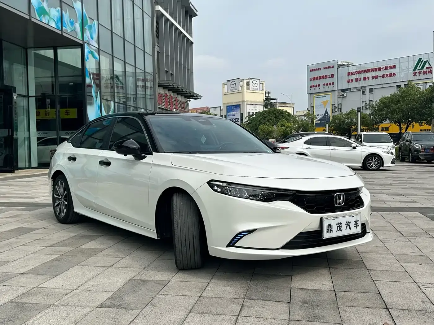 Honda Integra 2023 240TURBO CVT Luxury Edition — Фото автомобиля 8