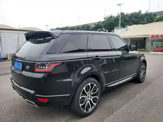 Land Rover Range Rover Sport — Фото автомобиля 13