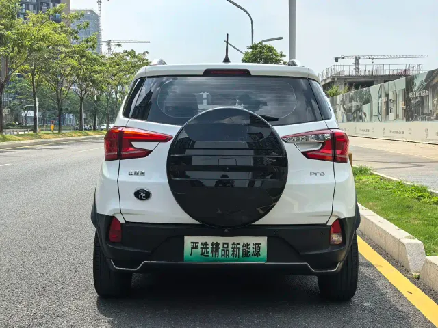 BYD Yuan Pro — Фото автомобиля 26