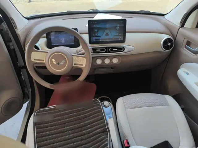 Wuling Hongguang Mini EV — Фото автомобиля 9