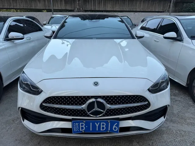 Mercedes-Benz C-Class — Фото автомобиля 2