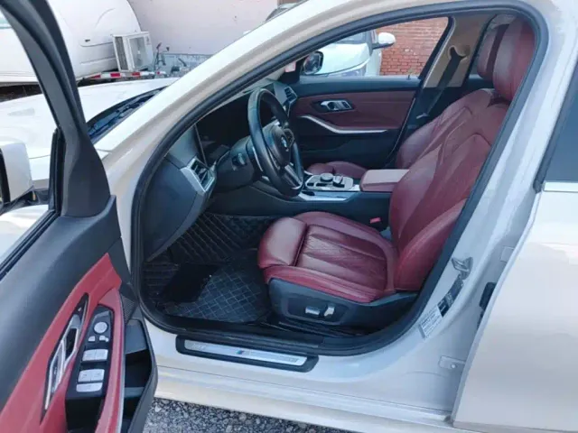 BMW 3 Series — Фото автомобиля 15