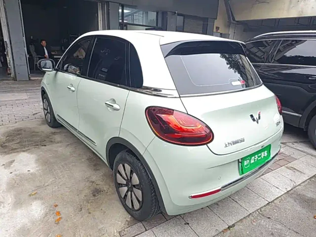 Wuling Bingo — Фото автомобиля 4