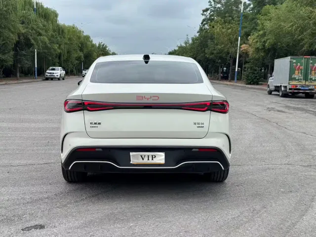 BYD Seal 06 — Фото автомобиля 8
