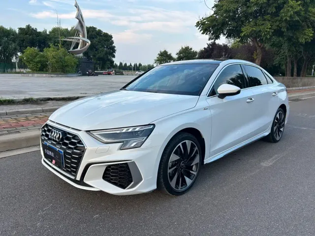 Фотография автомобиля — Audi A3