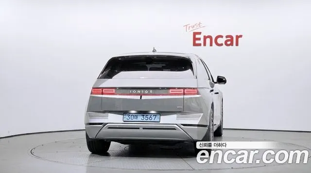 Hyundai Ioniq 5 — Фото автомобиля 4