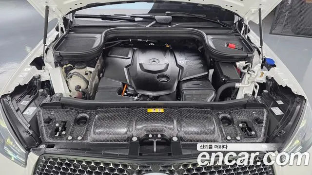 Mercedes-Benz GLE-Class — Фото автомобиля 6