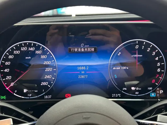 Mercedes-Benz E-Class — Фото автомобиля 22