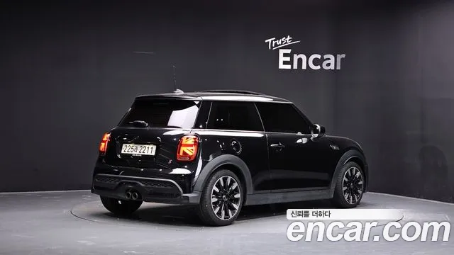 MINI Cooper — Фото автомобиля 2