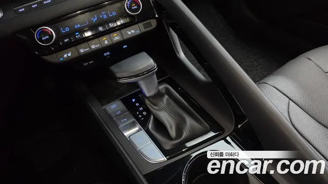 Hyundai Avante — Фото автомобиля 12