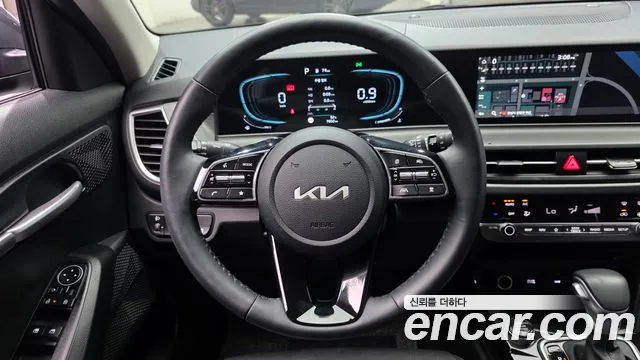 Kia Seltos Новый Seltos Бензин 2.0 2WD — Фото автомобиля 14
