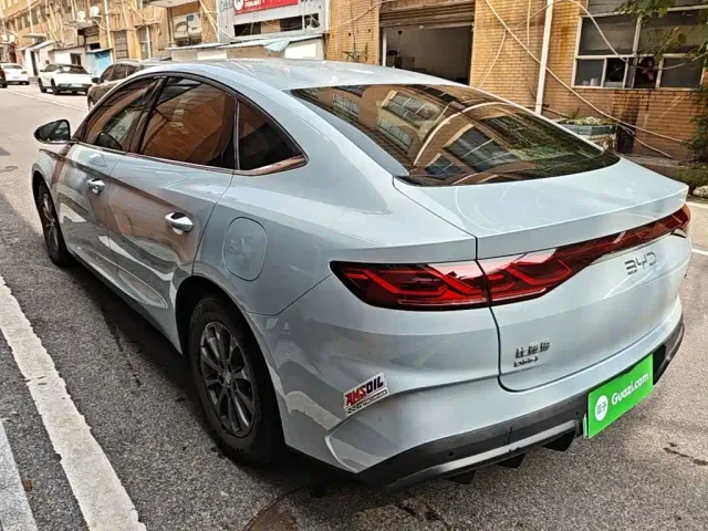 BYD Qin L — Фото автомобиля 4