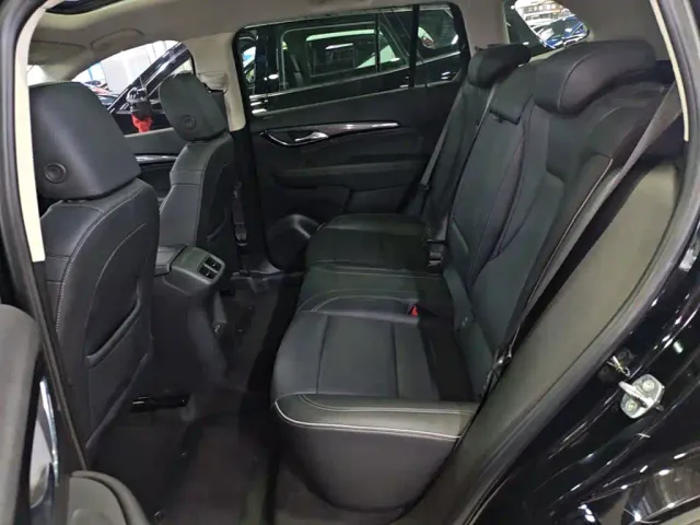 Buick Envision Plus — Фото автомобиля 16