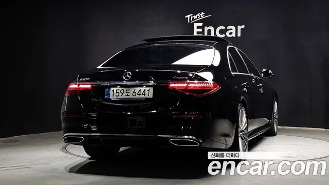 Mercedes-Benz S-Class — Фото автомобиля 4
