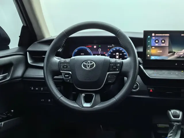 Toyota Camry — Фото автомобиля 22