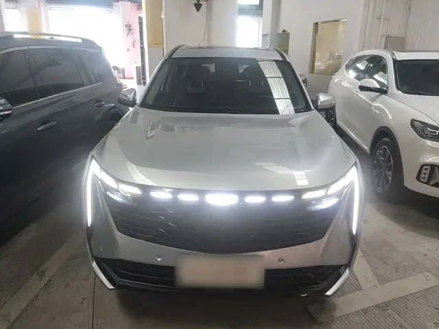 Geely Boyue L — Фото автомобиля 2