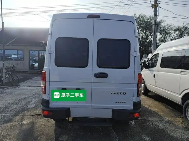 Iveco Daily — Фото автомобиля 5