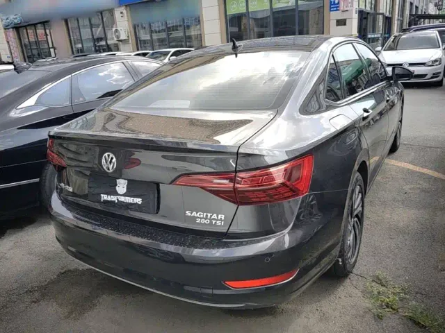 Volkswagen Sagitar — Фото автомобиля 5