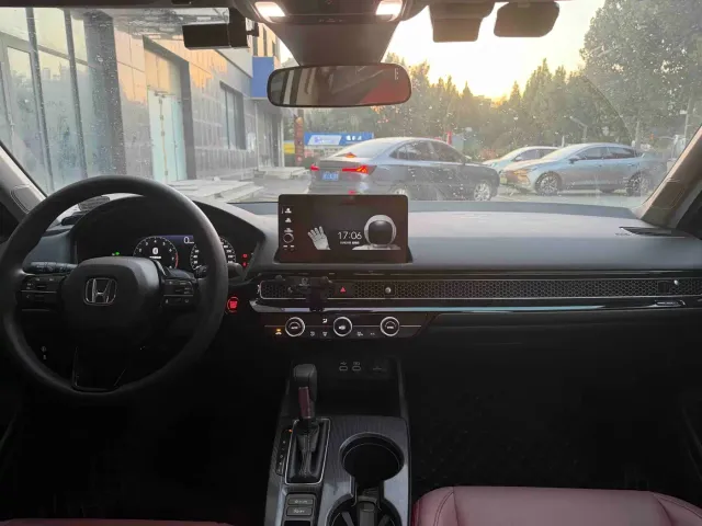 Honda Civic — Фото автомобиля 7
