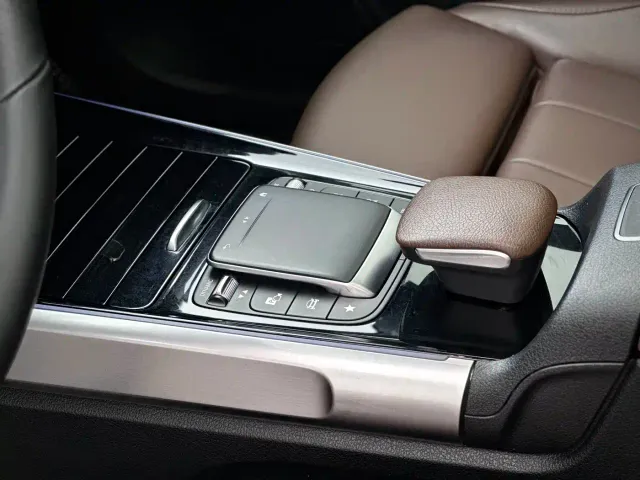 Mercedes-Benz GLB-Class — Фото автомобиля 7