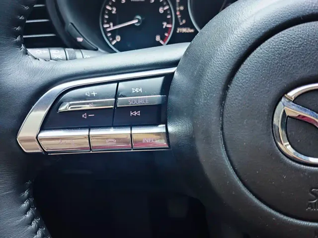 Mazda CX-30 — Фото автомобиля 8