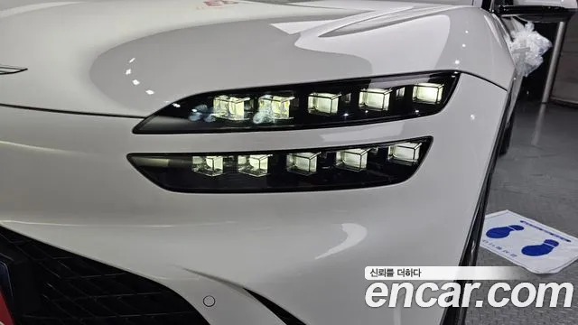 Genesis GV60 — Фото автомобиля 21