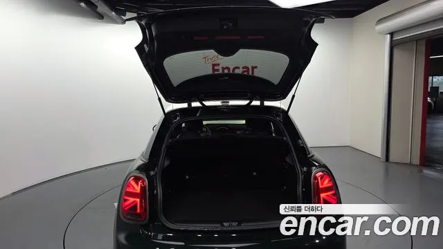 MINI Cooper — Фото автомобиля 26