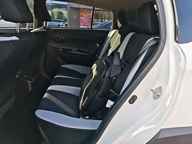 Toyota YARiS L Zhi Xuan — Фото автомобиля 16