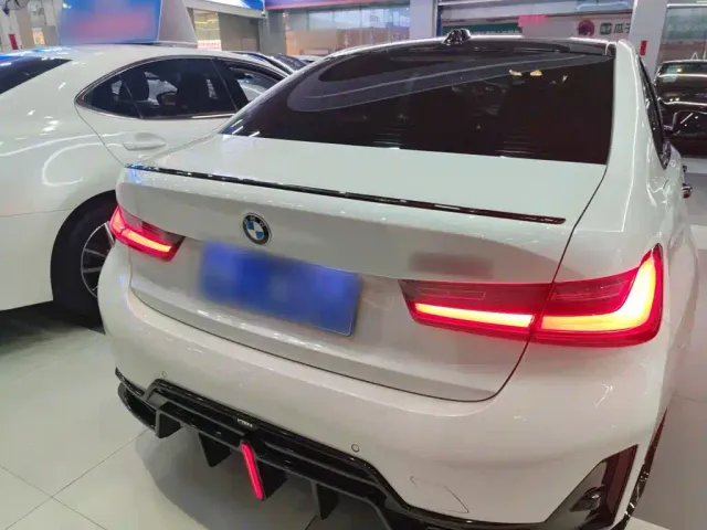 BMW 3 Series — Фото автомобиля 5