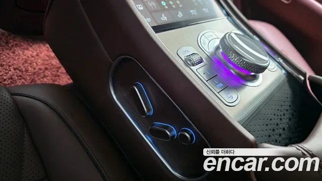 Genesis G90 Бензин 3.5 турбо AWD — Фото автомобиля 24