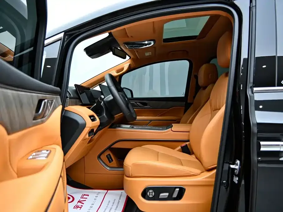WEY WEY Alpine 2025 AWD Alpine 8 — Фото автомобиля 11